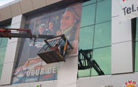 Cephe Giydirme Reklamı